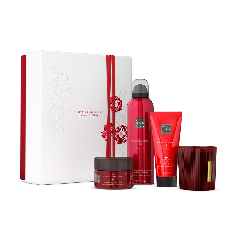 The Ritual of Ayurveda - Medium Gift Set 2025 Product with Close